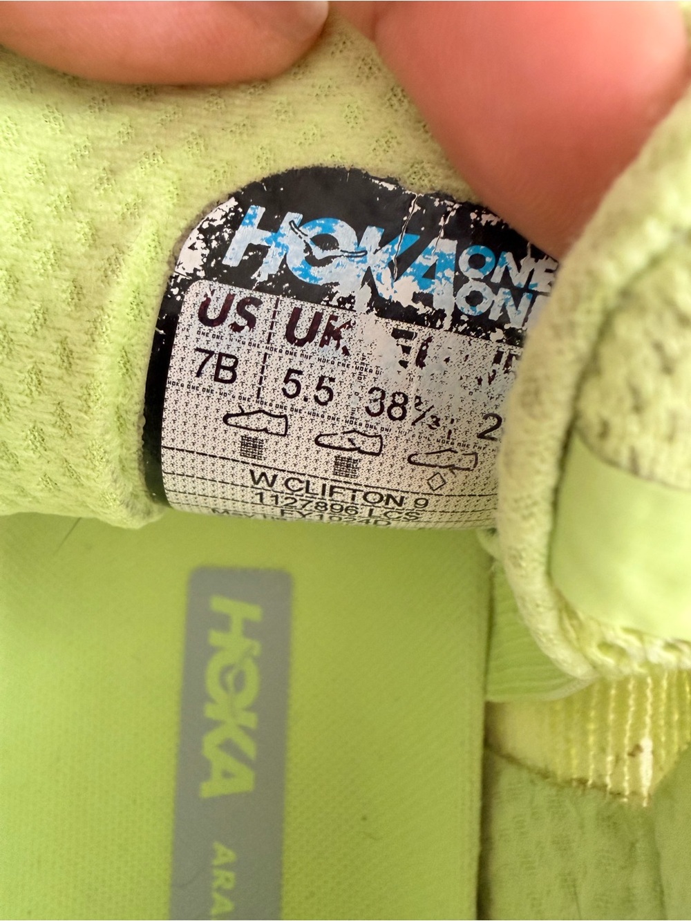 Hoka clifton 9 Women' size 7 Neon Yellow and Light Blue Running Shoes - Picture 10 of 10